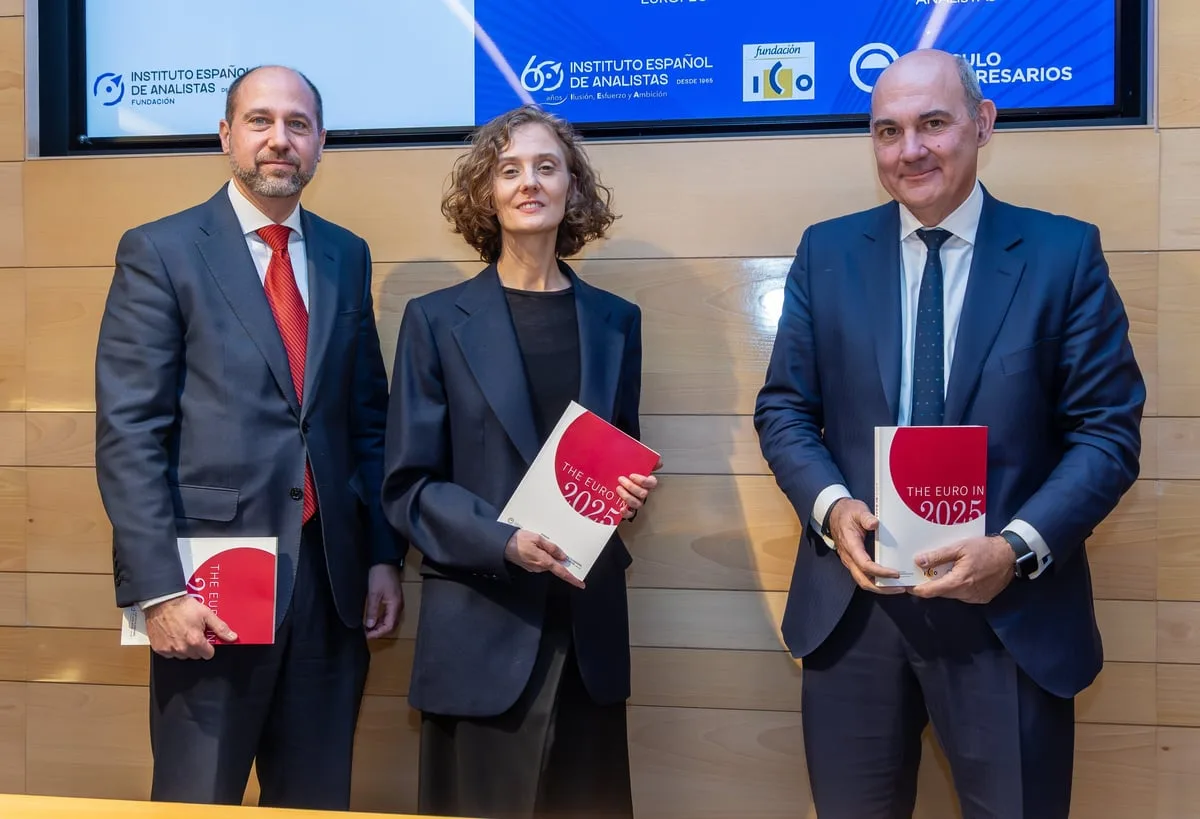 Diálogos que inspiran: Anuario del euro digital