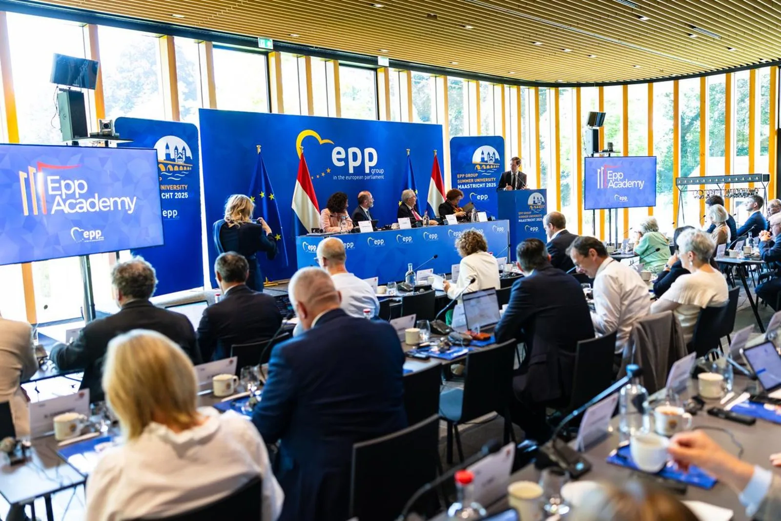 EPP Maastricht Summer University — foto 3